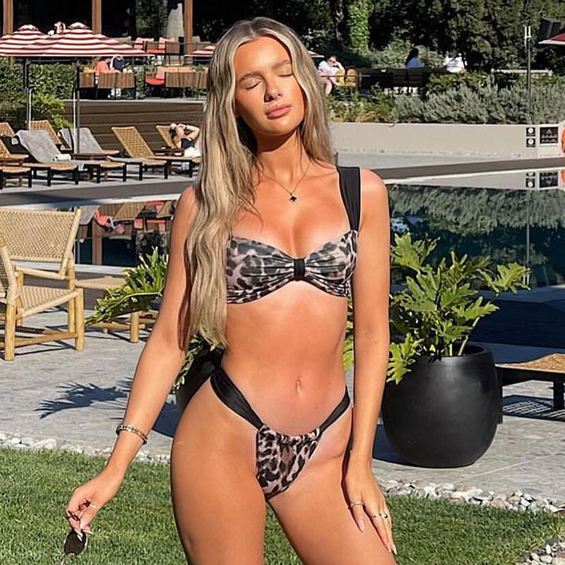 Kynlee | Three-Point Bikini Two-Piece Suit