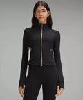 Ivelyn™ | Timeless Outer Charm