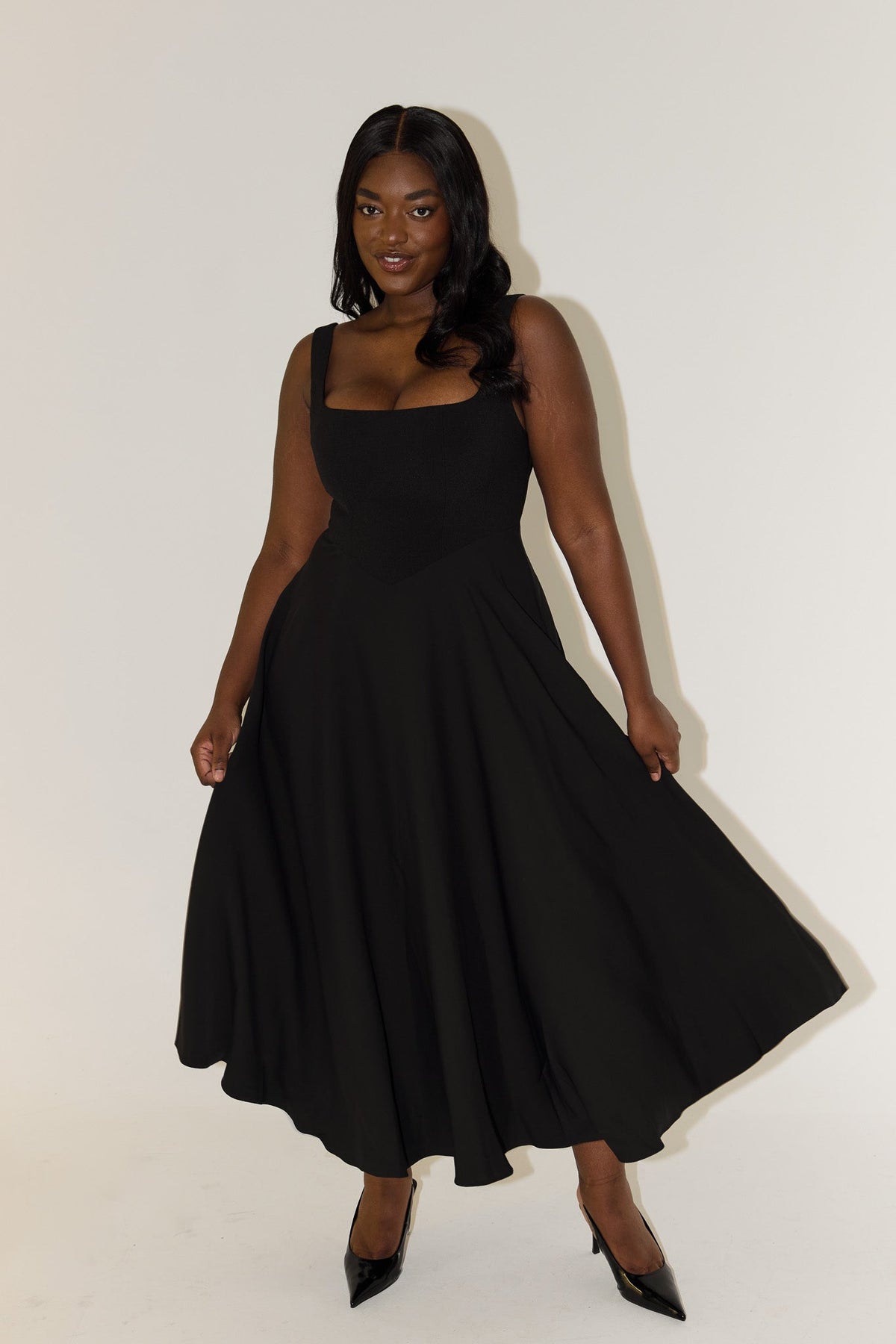 Amelia™ | Timeless Flowy Midi Dress